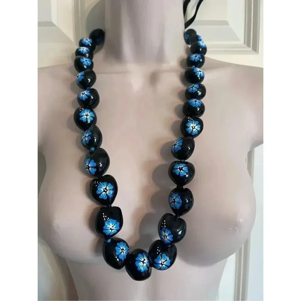 Hand painted black and blue flower vintage necklace‎ 15 inches long